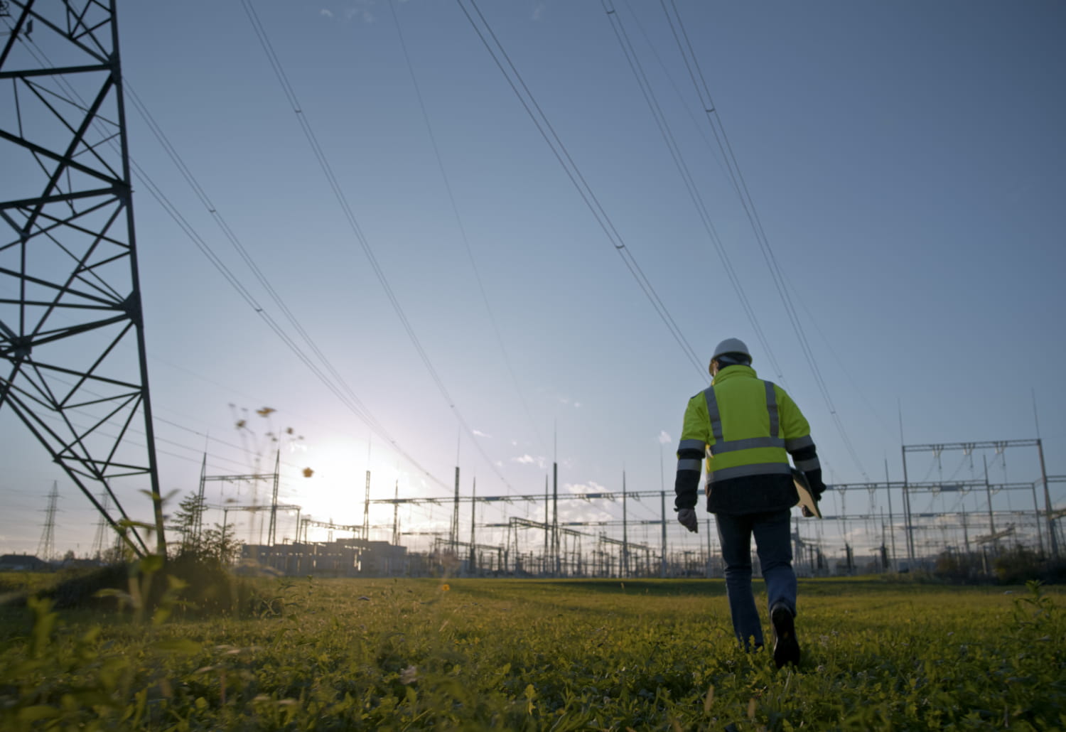 Electric field with pylons